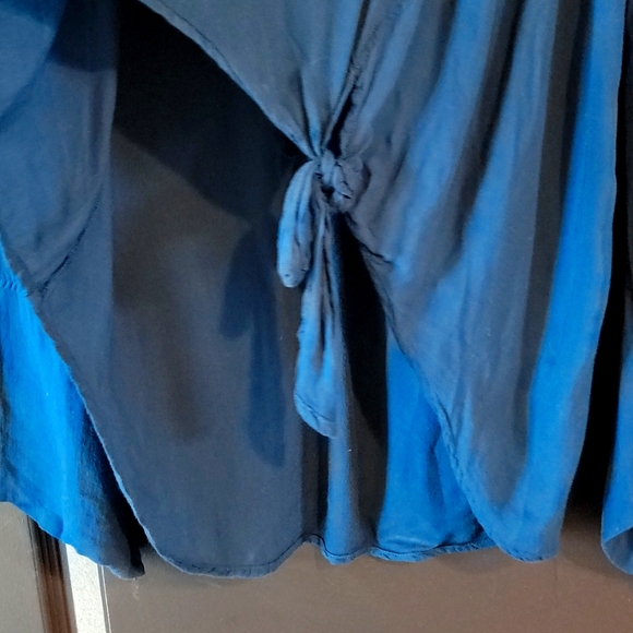 Bella Dahl top - Picture 3 of 3